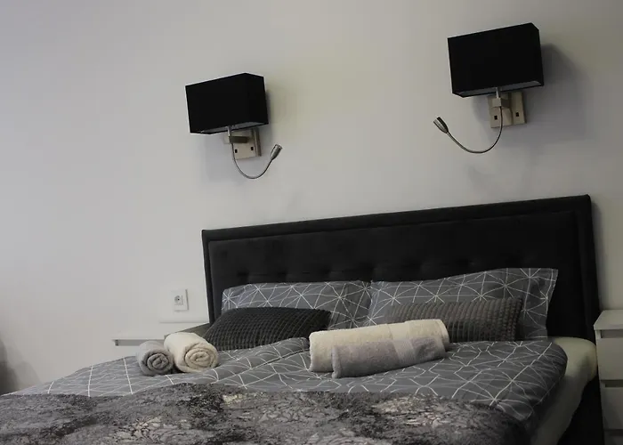 Edison 106 Apartman *